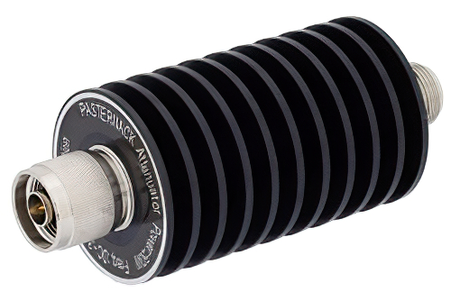 30 dB 固定減衰器、N オス 〜 N メス 単一方向性、黒色 陽極酸化アルミヒートシンク、50 W、最大 3 GHz