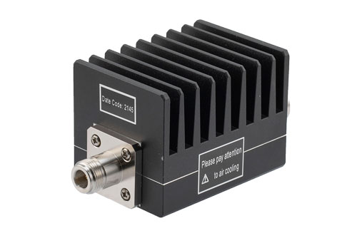 40 dB 固定減衰器、N オス 〜 N メス、黒色 陽極酸化アルミヒートシンク、50 W、最大 4 GHz