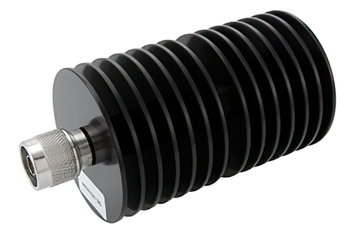 30 dB 固定減衰器、N オス 〜 N メス 方向性 黒陽極酸化アルミニウムヒートシンク、最大 100 W 、最大 18 GHz