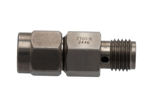 6 dB 固定減衰器, 極低温, SMA オス ～ SMA メス パシベート ステンレス鋼本体, 定格 2 W, DC ～ 18 GHz
