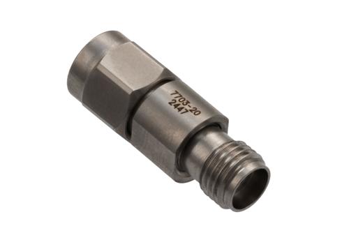 20 dB 固定減衰器, 極低温, 2.92mm オス ～ 2.92mm メス パシベート ステンレス鋼本体, 定格 1 W, DC ～ 40 GHz