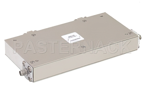 デュアルジャンクションアイソレータ、36 dB アイソレーション、1 GHz 〜 2 GHz、10 W、SMA メス