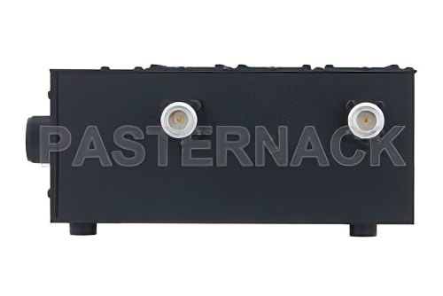 3 セクション チューナブル バンドリジェクト フィルタ、N メス コネクタ、動作範囲 500 MHz 〜 1,000 MHz、1% 帯域幅