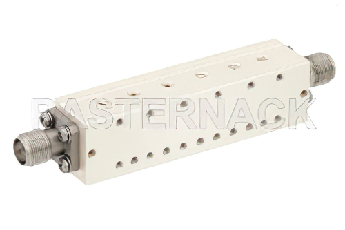 6 セクションバンドパスフィルタ、SMA メス コネクタ、動作範囲 12.2 GHz 〜 12.7 GHz、500 MHz 通過帯域