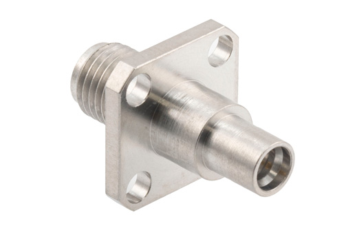 プレシジョン SMA メス 〜 SMP オス 4ホールパネルマウントアダプタ、フルデテント