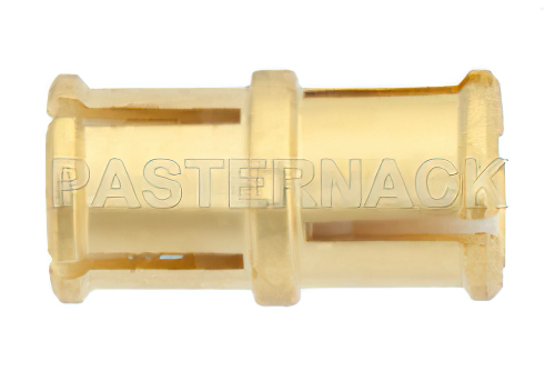 SMP メス 〜 SMP メス アダプタ、最大 8 GHz