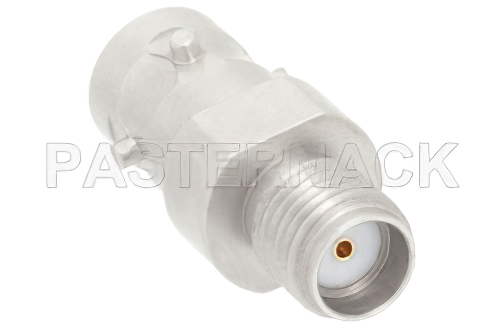 プレシジョン SMA メス 〜 ZMA ジャック アダプタ、突起 4か所