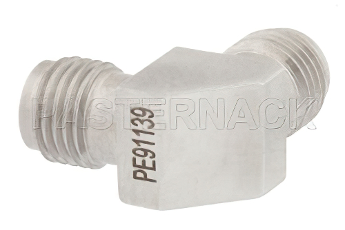 2.4mm メス 〜 2.4mm メス 直角アダプタ