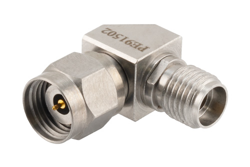 2.4mm オス 〜 2.92mm メス 留め継ぎ直角 アダプタ