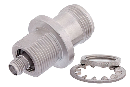 プレシジョンバルクヘッドマウント SMA メス 〜 N メス アダプタ