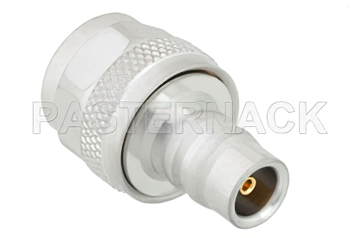 低PIM N オス 〜 QN メス アダプタ、IP68 0.3 bar 適合 (インターフェイスのみ)