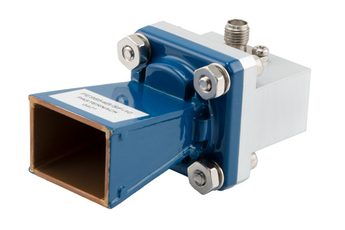 WR-62 標準 ゲインホーンアンテナ 動作周波数 12.4 GHz ～ 18 GHz, 10 dBi 公称利得,  SMA メス 入力コネクタ, ProLine