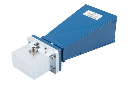 WR-187 標準 ゲインホーンアンテナ 動作周波数 3.95 GHz ～ 5.85 GHz, 10 dBi 公称利得,  SMA メス 入力コネクタ, ProLine