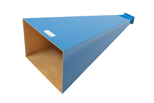 WR-229 標準 ゲインホーンアンテナ 動作周波数 3.3 GHz ～ 4.9 GHz, 20 dBi 公称利得,  CMR-229 フランジ, ProLine