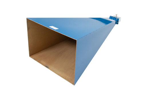 WR-284 導波管 標準 ゲインホーンアンテナ 動作周波数 2.6 GHz ～ 3.95 GHz, 公称値 20 dB 利得,  N メス 入力