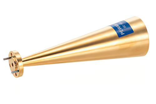 WR-12 導波管コニカルゲインホーンアンテナ、77 GHz 〜 87 GHz 、公称 25 dBi ゲイン、UG-387/U 円形フランジ