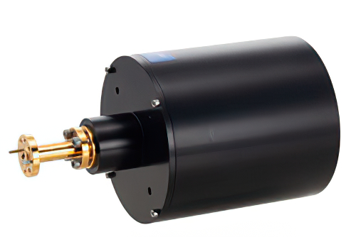 WR-15 導波管レンズホーンアンテナ、55 GHz 〜 65 GHz 、公称 32 dBi ゲイン、UG-385/U 円形フランジ