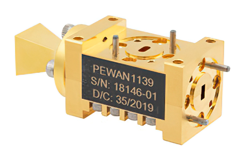 WR-12 導波管双極ホーンアンテナ、50 GHz 〜 75 GHz 周波数範囲、15 dBi ゲイン、UG-385/U フランジ