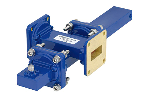 WR-90導波管 30 dB クロスガイド結合器、UG-39/Uスクエアカバーフランジ、SMA メス 結合ポート、8.2 GHz 〜 12.4 GHz、青銅