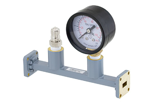 WR-34 導波管圧力計付セクション 4.25 インチ長、UG-1530/U 方形 フランジ、20 GHz 〜 33 GHz