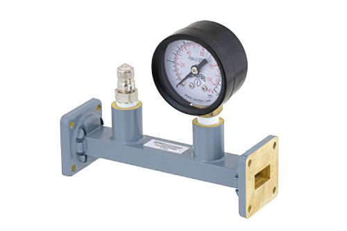 WR-62 導波管圧力計付セクション 4.25 インチ長、UG-419/U 方形 フランジ、12.4 GHz 〜 18 GHz